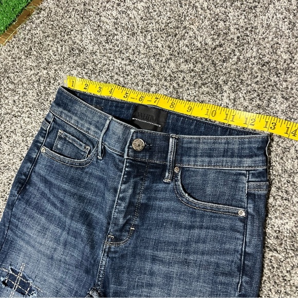 White House Black Market Womens Size 00S High Rise Slim Ankle Distressed - Picture 6 of 10
